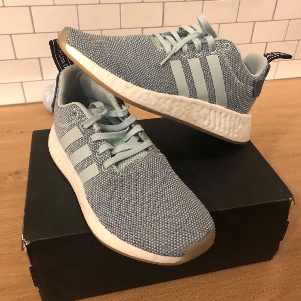 Adidas NMD R2 - Real Size 7